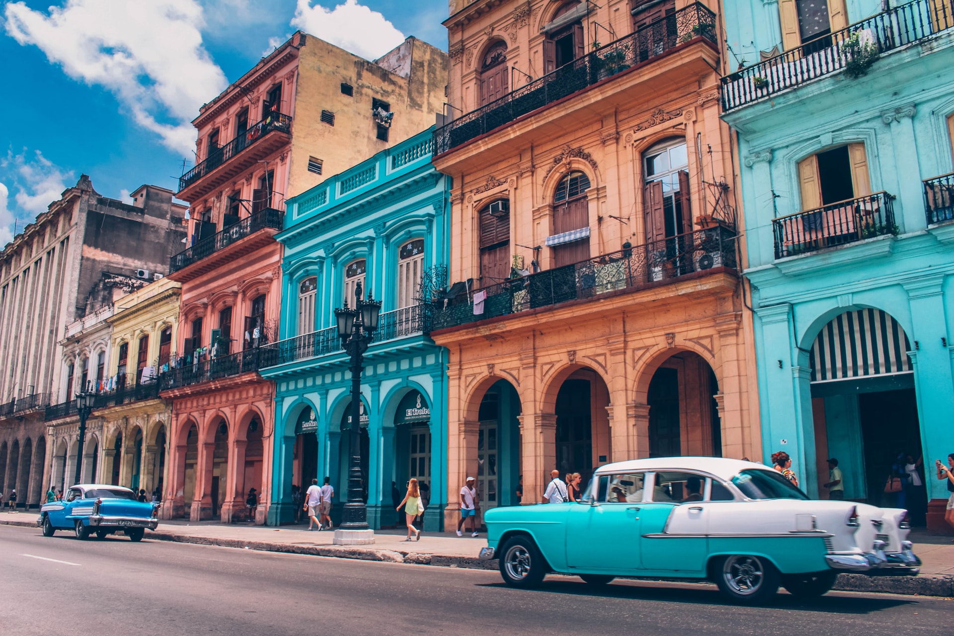 UNESCO’s recognition of Old Havana City as an important location has meant that colonial buildings have been largely preserved. They have not necessarily kept in a good state of repair. The Baroque style arrived in Havana in the 17th Century, years after its introduction in Italy. The Spanish made their own adaptations.
