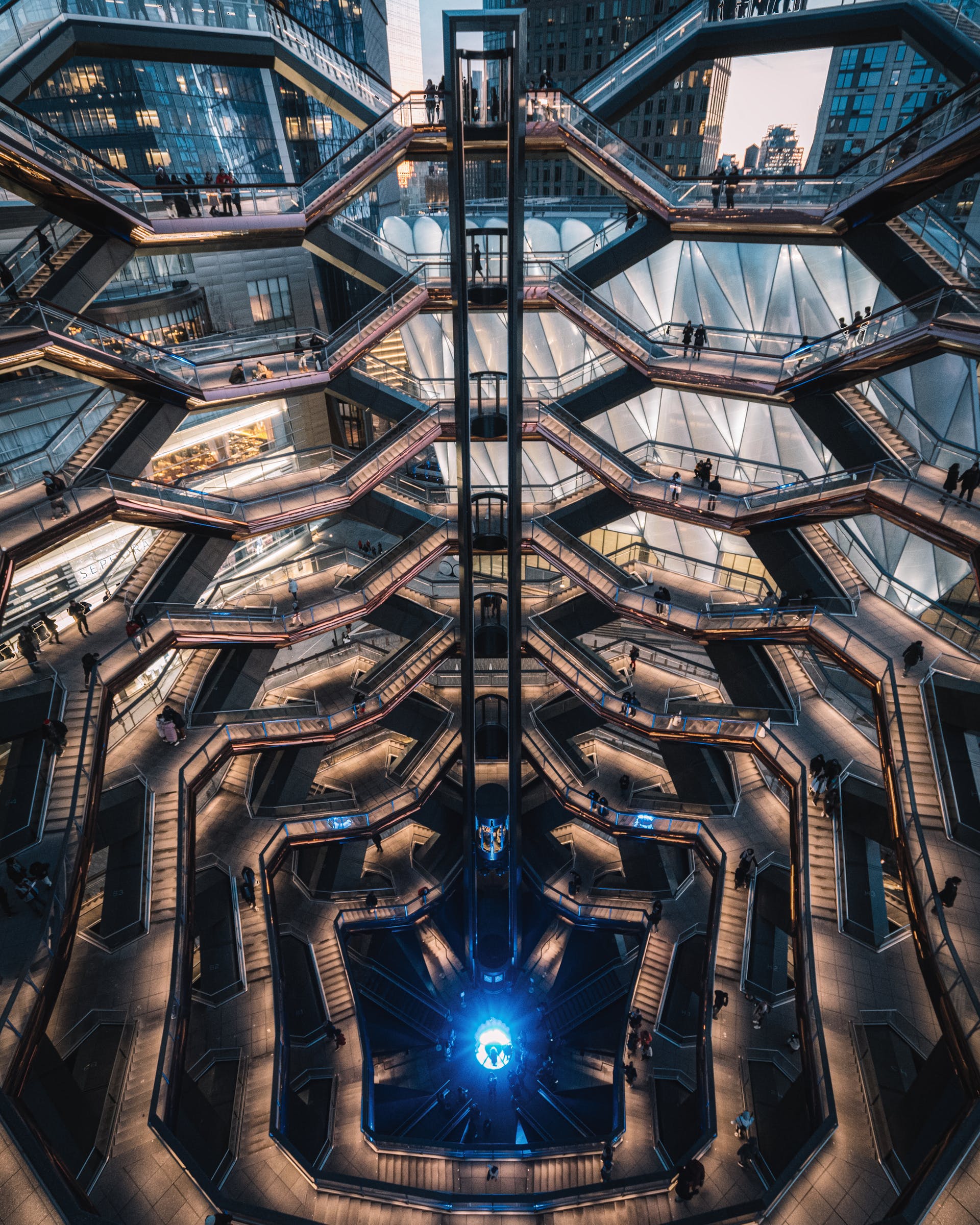 This image looks like it came straight out of a sci-fi movie. Surprisingly, though, this isn’t an interior shot of Vessel found in Midtown Manhattan. While this structure doesn’t have a real practical purpose, it’s certainly a marvel of architecture. The patterned shape of the interior provides a surreal experience to whoever walks inside. It’s also a testament to just how advanced modern architecture in New York is these days.