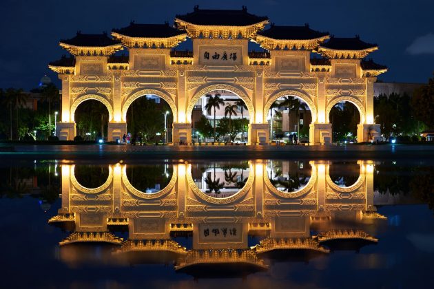 Next up is Liberty Square. Liberty Square houses another well-known structure in Taipei, the Chiang Kai-shek Memorial Hall. The memorial was created in memory of Chiang Kao-shek, the former president of the Republic of China.