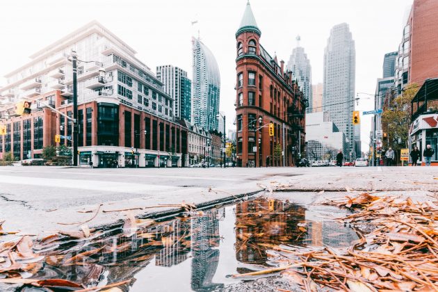 As Toronto is the biggest city in Canada, there is plenty to see. You can easily explore the city with a hop-on hop-off bus tour or just walk around! Downtown Toronto is easily accessible by foot, and you are less likely to miss anything that way!