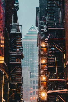 You&rsquo;ll get a great 360-view of the city from the observaton deck and when you&rsquo;re done, you can visit the highest restaurant in the city two floors below.