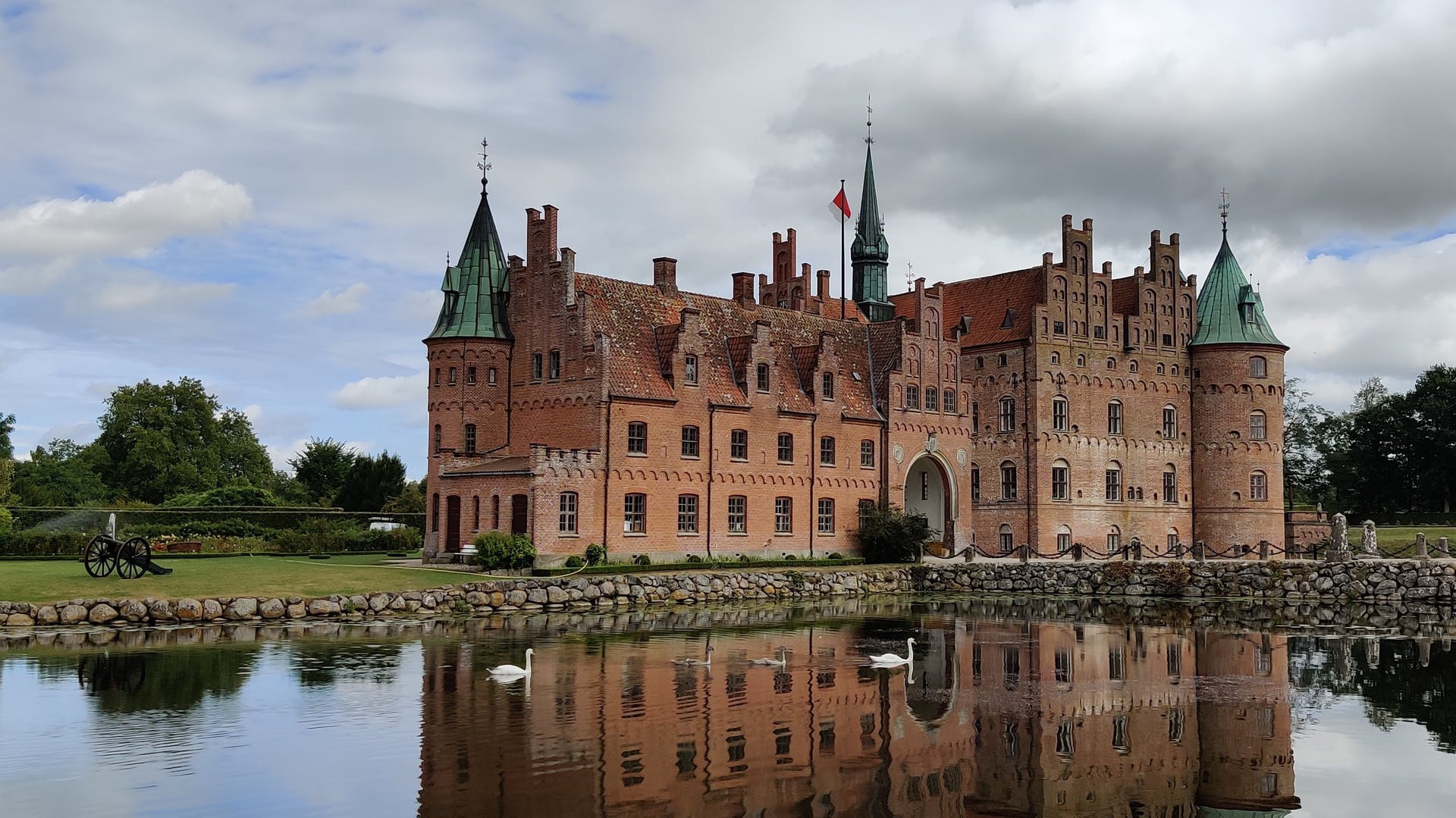 Another beautiful castle in Copenhagen is Frederiksborg Castle, built in the early 17th century. You can find the castle on three small islets in Castle Lake, making the surrounding area alone a beautiful sight.