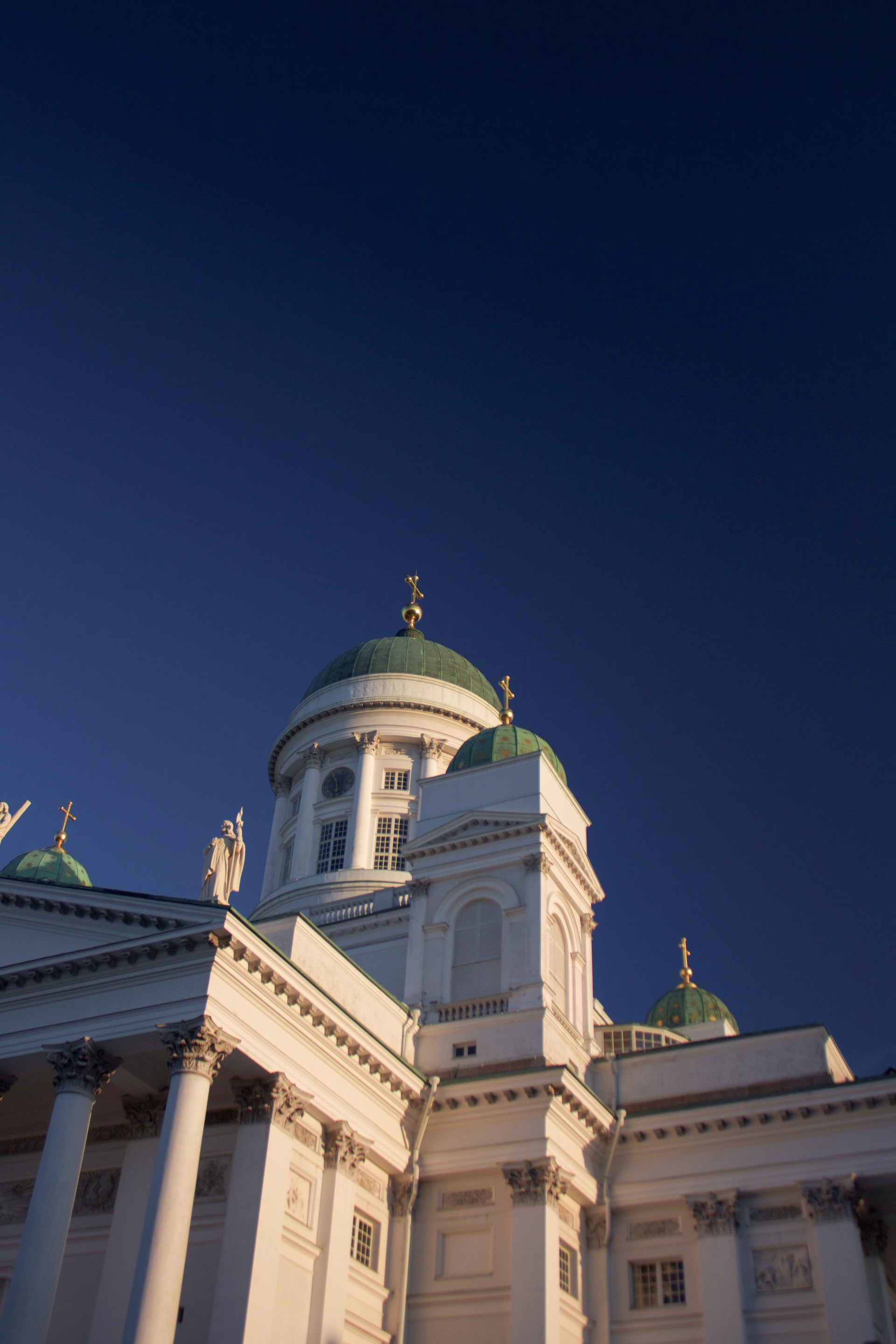 This Lutheran Church in Senate Square in the heart of the City is a tribute to Tsar Nicholas I of Russia. Russia ruled Finland at the time of its building, from 1830 to 1852, with the Russian tsar also having the title of Grand Duke of Finland. It is important to remember that Finland only became independent after the Bolshevik Revolution in Russia in 1917.