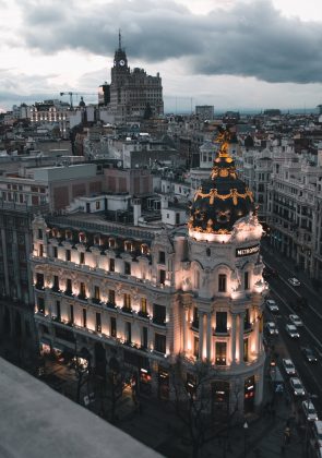 You can find plenty of malls, high-street stores and luxury boutiques here.