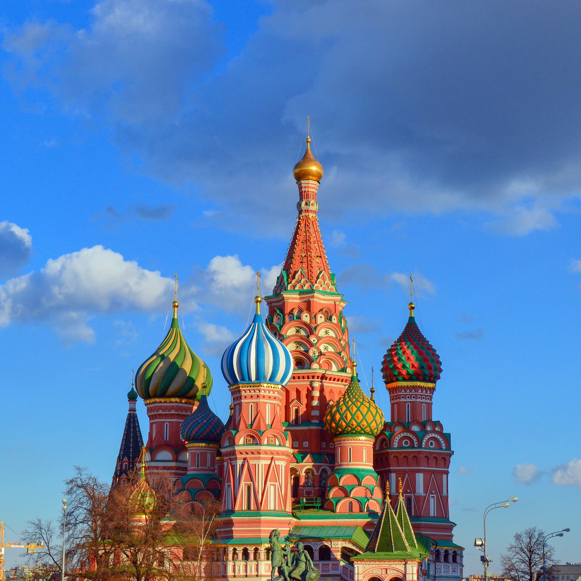 Several important Moscow landmarks line its edge, including the Kremlin, Lenin’s Mausoleum, the State Historical Museum and St. Basil’s Cathedral. It began as a market place in the 16th Century. Subsequently, it has taken on much more significance as time has gone by. However, the huge GUM department store on the east side of the Square continues the retail tradition.