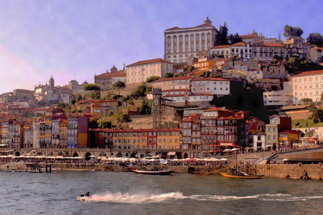 One of the most popular parts of Porto is the Cais de Ribeira, and for good reason.
