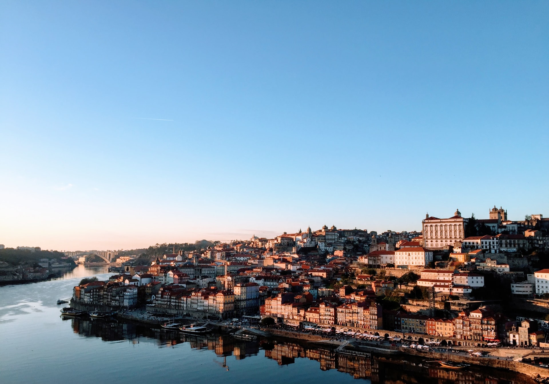 A walk along the Ribeira in the day is great, but don’t forget to come back at night to see the area, and the Don Luis I Bridge lit up.