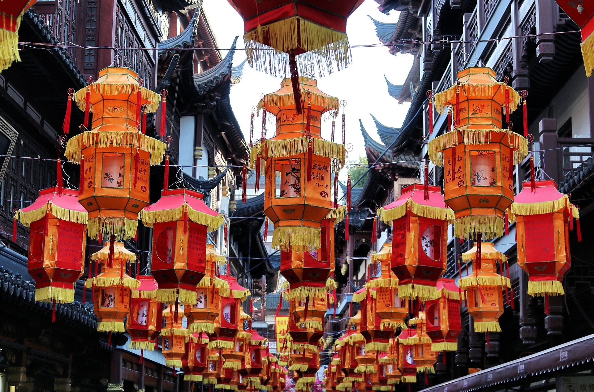 Colourful lanterns, pagodas and temples will remind you that this is Asia, specifically China and Shanghai.